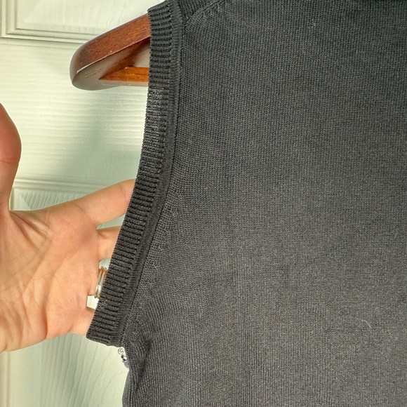 Elisa Landri Black Knit Beaded Sweater Tank Mock Neck Made in Italy Size Small - Picture 9 of 9